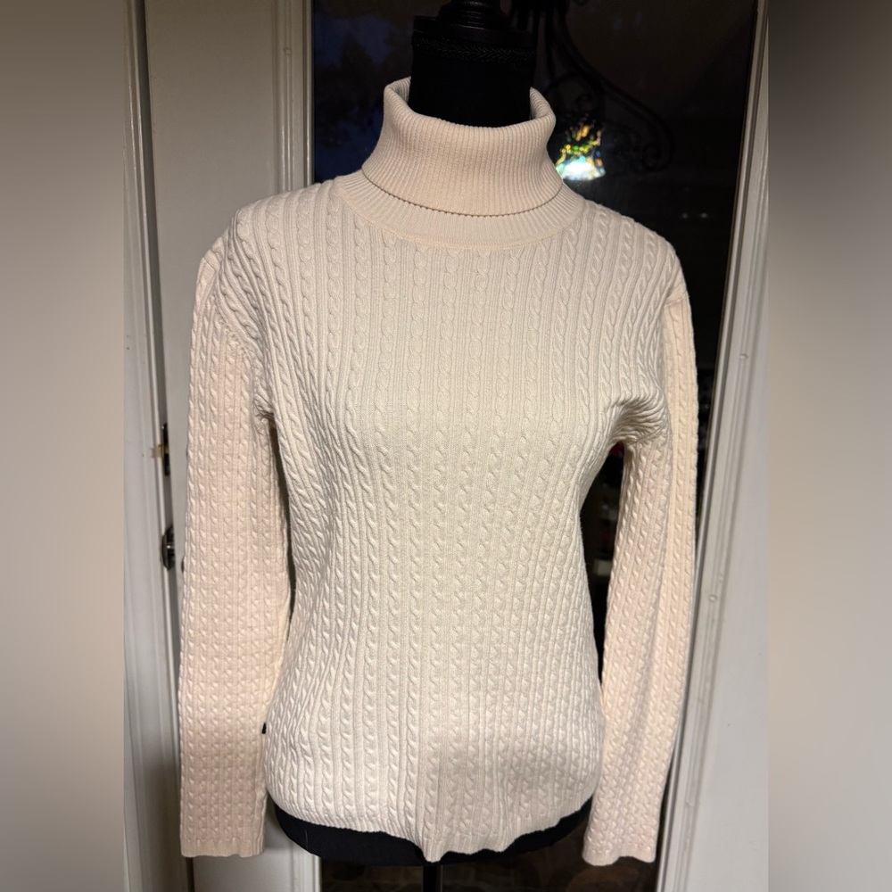 AK Sport long sleeve  crème color cable knit turtleneck sweater size M